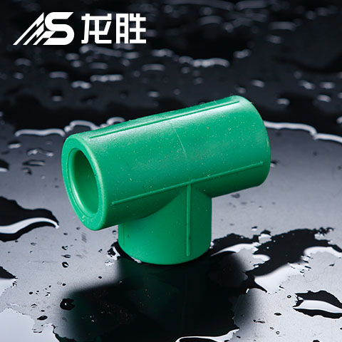 需要40個房間的酒店供熱水，應(yīng)該采用什么供水系統(tǒng)?